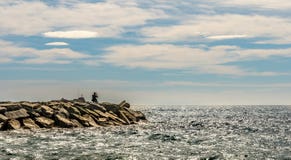 Surfer de cerf-volant sur la Côte d'Azur dans Raphael de saint, France images stock Surfer de cerf-volant sur la Côte d'Azur dans Raphael de saint, France images stock