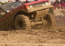 SUV Out Of Mud Royalty Free Stock Photos