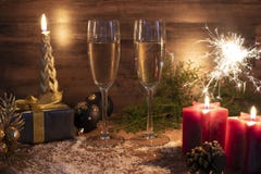 Sylvesterabende Feierhintergrund mit Champagner stockbilder Sylvesterabende Feierhintergrund mit Champagner stockbilder