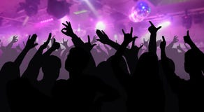 Sylwetki tanów ludzie przed jaskrawą sceną zaświecają Obrazy Stock Sylwetki tanów ludzie przed jaskrawą sceną zaświecają Obrazy Stock