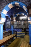 Synagogue de Djerba Ghriba intérieure, foi juive, voyage Tunisie Image libre de droits Synagogue de Djerba Ghriba intérieure, foi juive, voyage Tunisie Image libre de droits