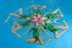 Synchronisierte Schwimmer stockfoto Synchronisierte Schwimmer stockfoto