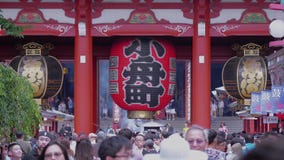 Sławny punkt zwrotny JAPONIA, CZERWIEC, - 19, 2018 - Sensoji Asakusa świątynia w Tokio, TOKIO - zdjęcie wideo Sławny punkt zwrotny JAPONIA, CZERWIEC, - 19, 2018 - Sensoji Asakusa świątynia w Tokio, TOKIO - zdjęcie wideo