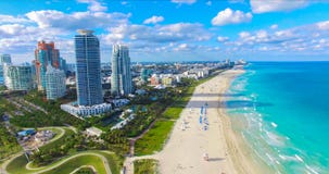 Südstrand, Miami Beach florida Schattenbild des kauernden Geschäftsmannes stockfotos Südstrand, Miami Beach florida Schattenbild des kauernden Geschäftsmannes stockfotos