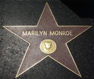 sławy Hollywood Marilyn Monroe spacer obrazy stock sławy Hollywood Marilyn Monroe spacer obrazy stock