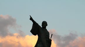 Taiki Statue, villaggio di Yomitan, Okinawa Japan immagine stock Taiki Statue, villaggio di Yomitan, Okinawa Japan immagine stock