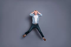 Taille du corps intégrale de gentil GU beau à la mode élégant choqué image stock Taille du corps intégrale de gentil GU beau à la mode élégant choqué image stock