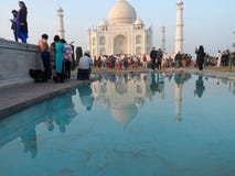 Taj Mahal-Wasser Schatten lizenzfreie stockbilder Taj Mahal-Wasser Schatten lizenzfreie stockbilder