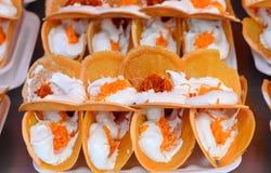 Tajlandzki Stylowy Chrupiący tarta, Khan Beaung Tajlandzki zdjęcia stock Tajlandzki Stylowy Chrupiący tarta, Khan Beaung Tajlandzki zdjęcia stock
