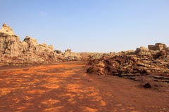 Tal mit fantastischen Mineralbildungen lizenzfreies stockbild Tal mit fantastischen Mineralbildungen lizenzfreies stockbild
