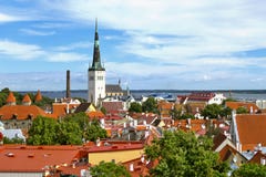 Tallinn i sommar arkivfoton Tallinn i sommar arkivfoton