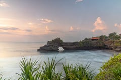 Tanah udziału świątynia i naturalna jama w Beraban wiosce, Tabanan, Bali obrazy royalty free Tanah udziału świątynia i naturalna jama w Beraban wiosce, Tabanan, Bali obrazy royalty free