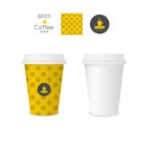 Tazza di carta chiusa per caffè con struttura Fotografia Stock Tazza di carta chiusa per caffè con struttura Fotografia Stock
