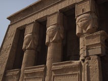 Tempio di Dendera fotografia stock libera da diritti Tempio di Dendera fotografia stock libera da diritti