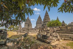 Tempio di Prambanan sull'isola di Java, Indonesia fotografie stock Tempio di Prambanan sull'isola di Java, Indonesia fotografie stock
