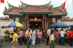 Malacca: Visitors visiting the Cheng Hoon Teng temple during Chinese New Year royalty free stock photography Malacca: Visitors visiting the Cheng Hoon Teng temple during Chinese New Year royalty free stock photography