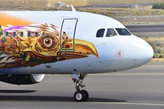 TENERIFE JULY 17: Plane to land. July 17, 2017, Tenerife Canary Royalty Free Stock Photo TENERIFE JULY 17: Plane to land. July 17, 2017, Tenerife Canary Royalty Free Stock Photo