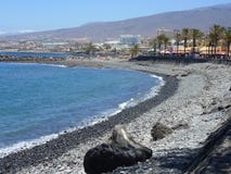Tenerife linia brzegowa, powulkaniczni kamienie obraz stock Tenerife linia brzegowa, powulkaniczni kamienie obraz stock