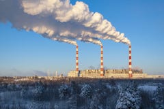 Termiczna elektrownia w Syberia Surgut zdjęcie stock Termiczna elektrownia w Syberia Surgut zdjęcie stock