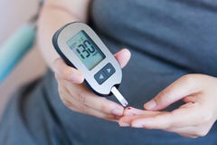 Teste a glicemia para o diabetes fotografia de stock Teste a glicemia para o diabetes fotografia de stock