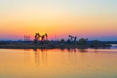 The Pumping Units Sunset The Pumping Units Sunset