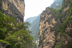 Tiger Leaping Gorge, Qiaotou, Chine photographie stock Tiger Leaping Gorge, Qiaotou, Chine photographie stock