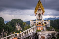Tigerhöhlentempel Krabi lizenzfreie stockfotografie Tigerhöhlentempel Krabi lizenzfreie stockfotografie