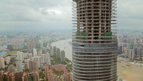 Timelapse del rascacielos bajo la construcci?n y paisaje urbano de Shangai, Shangai, China almacen de metraje de vídeo Timelapse del rascacielos bajo la construcci?n y paisaje urbano de Shangai, Shangai, China almacen de metraje de vídeo