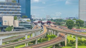 Timelapse станции метро взаимообмена Jurong восточное воздушное, один из главного интегрированного эпицентра деятельности обществ видеоматериал Timelapse станции метро взаимообмена Jurong восточное воздушное, один из главного интегрированного эпицентра деятельности обществ видеоматериал