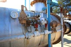 Tipos diferentes de campos petrolíferos no calibre e na válvula de pressão fotos de stock Tipos diferentes de campos petrolíferos no calibre e na válvula de pressão fotos de stock
