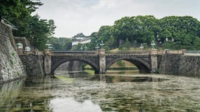 Tokio Seimon Ishibashi i pałac Cesarskiego kamienia most główna brama, Japonia obrazy stock Tokio Seimon Ishibashi i pałac Cesarskiego kamienia most główna brama, Japonia obrazy stock