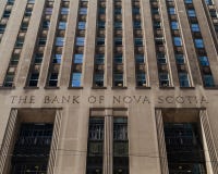Toronto Ontario, Kanada, Lipiec,/- 20 2018: Bank nowa Scotia Kierowniczego biura królewiątka ulica fotografia royalty free Toronto Ontario, Kanada, Lipiec,/- 20 2018: Bank nowa Scotia Kierowniczego biura królewiątka ulica fotografia royalty free