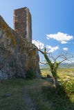 Torre del basalto di rovina del castello a Mirabel immagini stock libere da diritti Torre del basalto di rovina del castello a Mirabel immagini stock libere da diritti