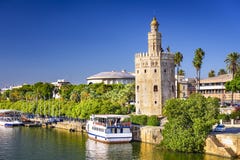 Torre del Oro Башня Севильи стоковые фото Torre del Oro Башня Севильи стоковые фото