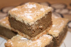 Torta hecha en casa de la nuez para los días de fiesta imágenes de archivo libres de regalías Torta hecha en casa de la nuez para los días de fiesta imágenes de archivo libres de regalías