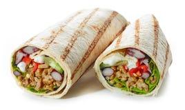 Tortilla περικάλυμμα με τον τηγανισμένους κιμά και τα λαχανικά στοκ φωτογραφία Tortilla περικάλυμμα με τον τηγανισμένους κιμά και τα λαχανικά στοκ φωτογραφία