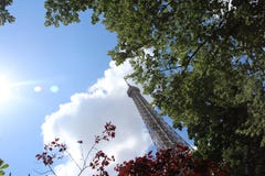 Tour Eiffel au soleil images stock Tour Eiffel au soleil images stock