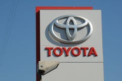 TOYOTA AUTO ÅTERFÖRSÄLJARE royaltyfri bild TOYOTA AUTO ÅTERFÖRSÄLJARE royaltyfri bild