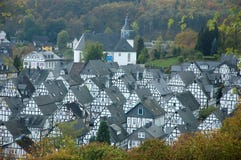 Traditionele helft-betimmerde huizen in freudenberg, Duitsland Royalty-vrije Stock Fotografie Traditionele helft-betimmerde huizen in freudenberg, Duitsland Royalty-vrije Stock Fotografie