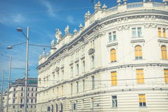 Traditionell arkitektur i gammal stad i Wien, Österrike arkivbild Traditionell arkitektur i gammal stad i Wien, Österrike arkivbild