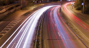 Traffico di notte Fotografie Stock Traffico di notte Fotografie Stock