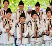 Traje popular rumano tradicional Traje popular rumano tradicional