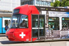 Tram in Zürich, Zwitserland stock afbeeldingen Tram in Zürich, Zwitserland stock afbeeldingen