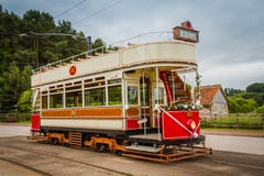 Tramcar που διακοσμείται για τη δεξίωση γάμου στοκ εικόνες Tramcar που διακοσμείται για τη δεξίωση γάμου στοκ εικόνες