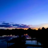 Tramonto sul lago fotografia stock libera da diritti Tramonto sul lago fotografia stock libera da diritti