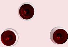 Tre vetri del modello del vino rosso immagini stock libere da diritti Tre vetri del modello del vino rosso immagini stock libere da diritti