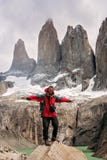 Trekker chez Torres Del Paine photographie stock libre de droits Trekker chez Torres Del Paine photographie stock libre de droits