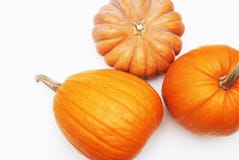 Tres calabazas aisladas en el fondo blanco Más imágenes de esto le modelan pueden encontrar en mi cartera imagenes de archivo Tres calabazas aisladas en el fondo blanco Más imágenes de esto le modelan pueden encontrar en mi cartera imagenes de archivo