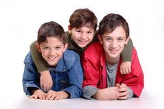 Tres hermanos fotografía de archivo Tres hermanos fotografía de archivo