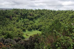 Trou hjälpCerfs vulkan, norr ö, Mauritius royaltyfri foto Trou hjälpCerfs vulkan, norr ö, Mauritius royaltyfri foto